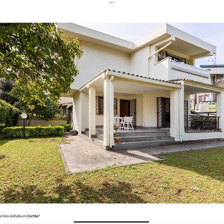 Magnifica Villa A Fregene Fregenae Esterno foto